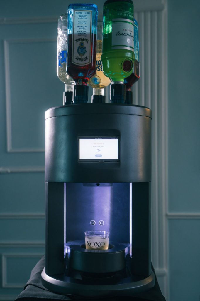 XO1 - Cocktail Machine - XOXO Beverages